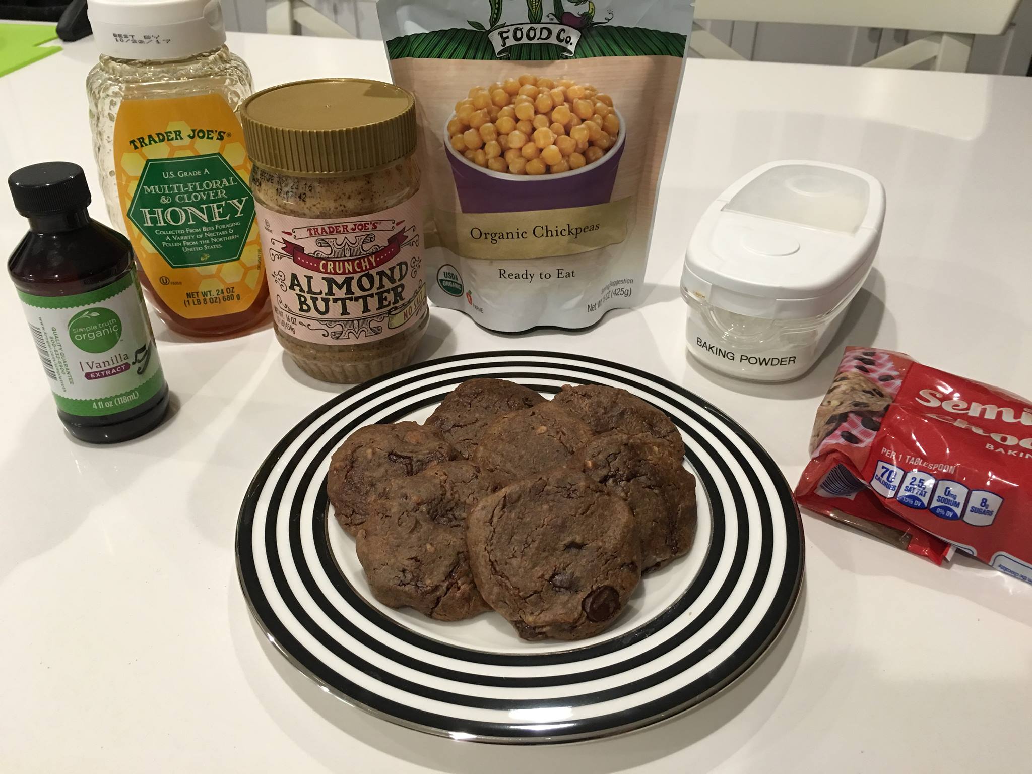 Garbanzo Bean Chocolate Chip Cookies