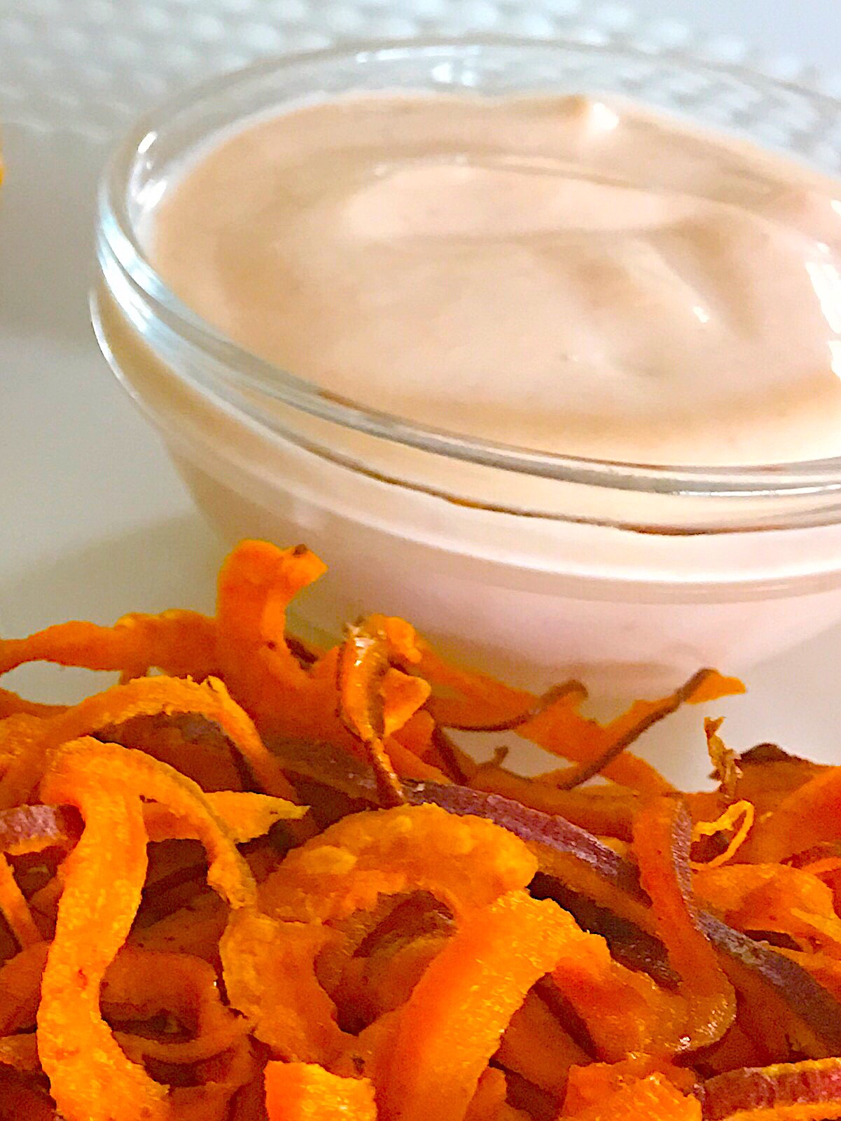 Sriracha Aioli Whipped Up in a Breeze
